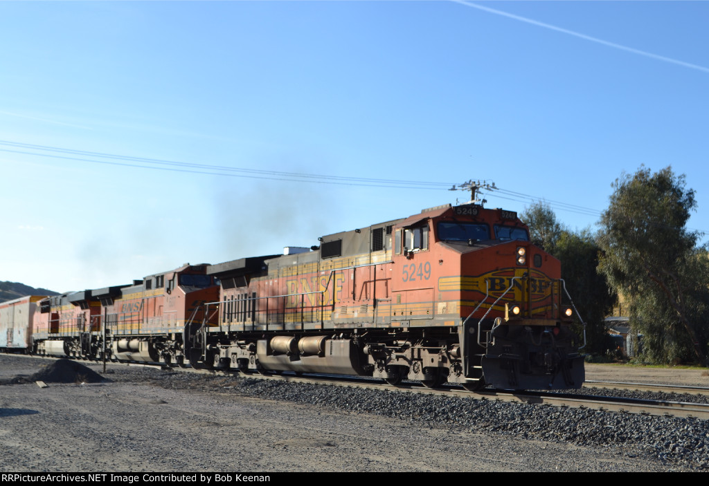 BNSF 5249